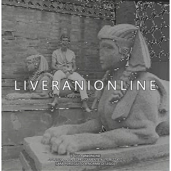 NEG-RETROSPETTIVA CLAUDIO LIPPI PRESENTATORE TELEVISIVO NELLA FOTO CLAUDIO LIPPI A VENEZIA NELL\'ANNO 1967 AG ALDO LIVERANI SAS 