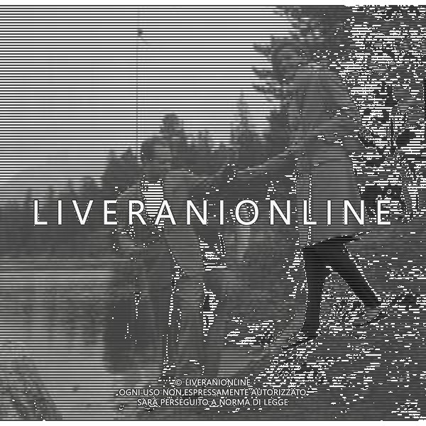 NEG-RETROSPETTIVA NICO FIDENCO CANTANTE NELLA FOTO NICO FIDENCO AL LAGO DI MISURINA NELL\'ANNO 1964 FOTO CESARE AMADORI-AG ALDO LIVERANI SAS