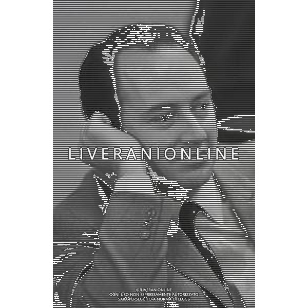NEG-RETROSPETTIVA NICO FIDENCO CANTANTE NELLA FOTO NICO FIDENCO A ROMA NELL\'ANNO 1967 FOTO PIERO PASCUTTINI-AG ALDO LIVERANI SAS