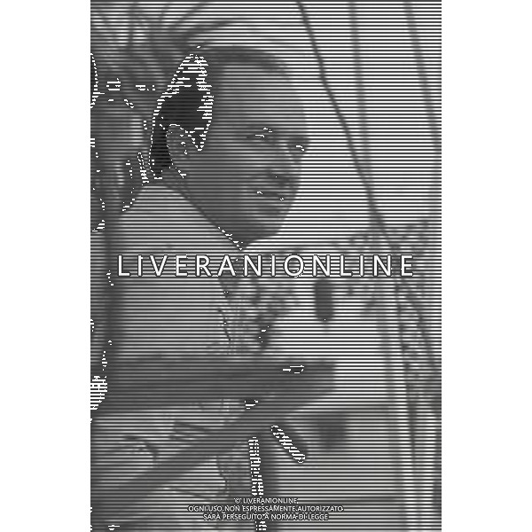 NEG-RETROSPETTIVA NICO FIDENCO CANTANTE NELLA FOTO NICO FIDENCO A ROMA NELL\'ANNO 1968 FOTO PIERO PASCUTTINI-AG ALDO LIVERANI SAS