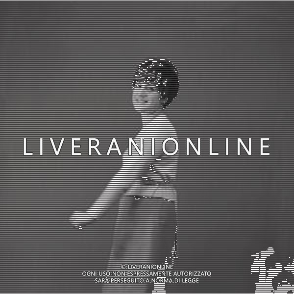 NEG-RETROSPETTIVA VANNA SCOTTI CANTANTE NELLA FOTO VANNA SCOTTI A MILANO NELL\'ANNO 1966 AG ALDO LIVERANI SAS