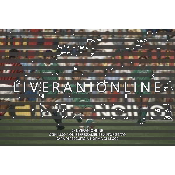 DIAP-RETROSPETTIVA FRANCO COLOMBA CALCIATORE E ALLENATORE NELLA FOTO FRANCO COLOMBA CON LA MAGLIA DELL\'AVELLINO CALCIO AG ALDO LIVERANI SAS