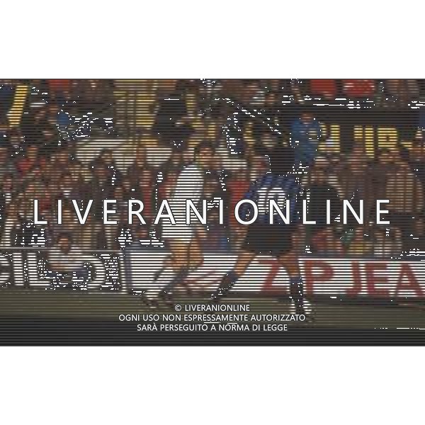 DIAP-RETROSPETTIVA FRANCO COLOMBA CALCIATORE E ALLENATORE NELLA FOTO FRANCO COLOMBA CON LA MAGLIA DELL\'AVELLINO CALCIO AG ALDO LIVERANI SAS