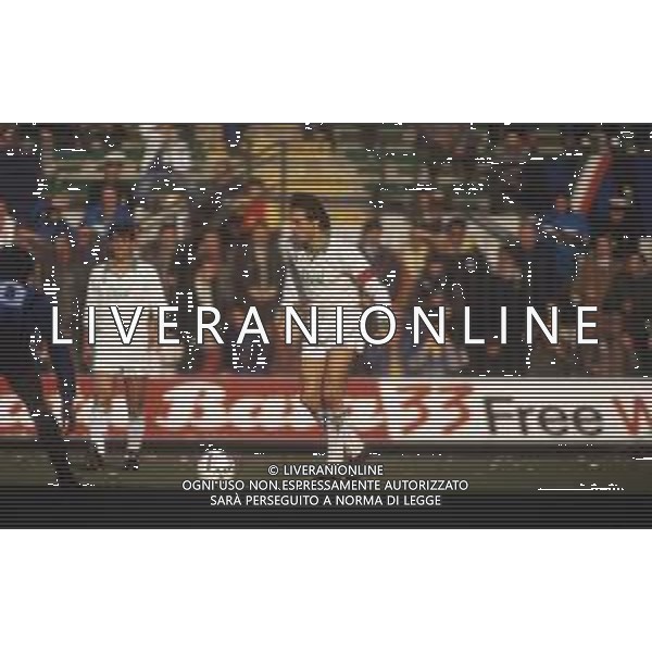 DIAP-RETROSPETTIVA FRANCO COLOMBA CALCIATORE E ALLENATORE NELLA FOTO FRANCO COLOMBA CON LA MAGLIA DELL\'AVELLINO CALCIO AG ALDO LIVERANI SAS