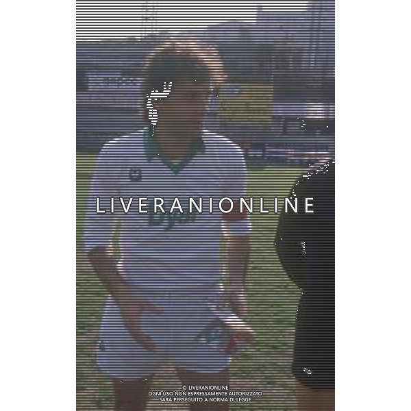 DIAP-RETROSPETTIVA FRANCO COLOMBA CALCIATORE E ALLENATORE NELLA FOTO FRANCO COLOMBA CON LA MAGLIA DELL\'AVELLINO CALCIO AG ALDO LIVERANI SAS