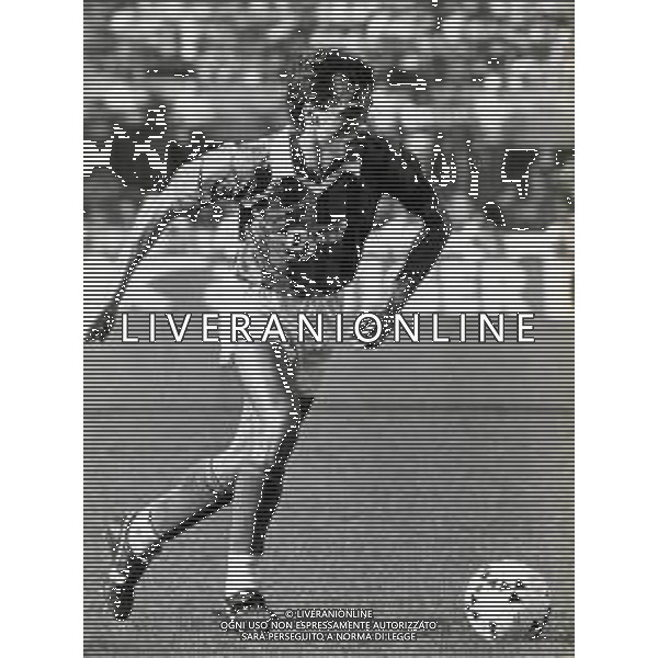 DIAP-RETROSPETTIVA FRANCO COLOMBA CALCIATORE E ALLENATORE NELLA FOTO FRANCO COLOMBA CON LA AMGLIA DELL\'AVELLINO CALCIO ANNO 1987-1988 AG ALDO LIVERANI SAS