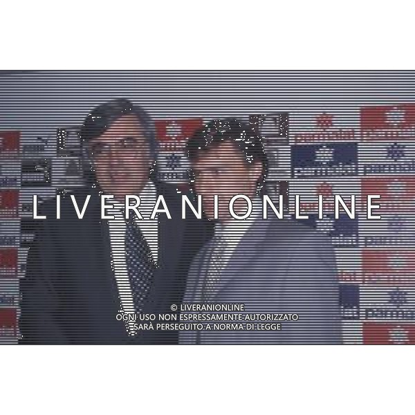DIAP-RETROSPETTIVA ENRICO CHIESA CALCIATORE NELLA FOTO ENRICO CHIESA PRESENTAZIONE AL PARMA CALCIO NELL\'ANNO 1996 CON GIORGIO PEDRANESCHI AG ALDO LIVERANI SAS