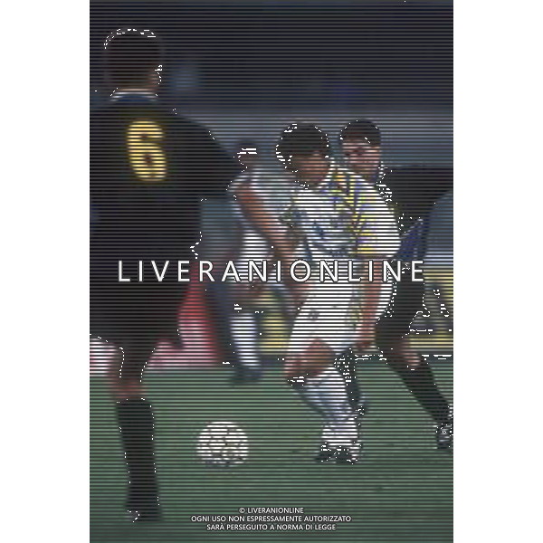 DIAP-RETROSPETTIVA ENRICO CHIESA CALCIATORE NELLA FOTO ENRICO CHIESA CON LA MAGLIA DEL PARMA CALCIO AG ALDO LIVERANI SAS