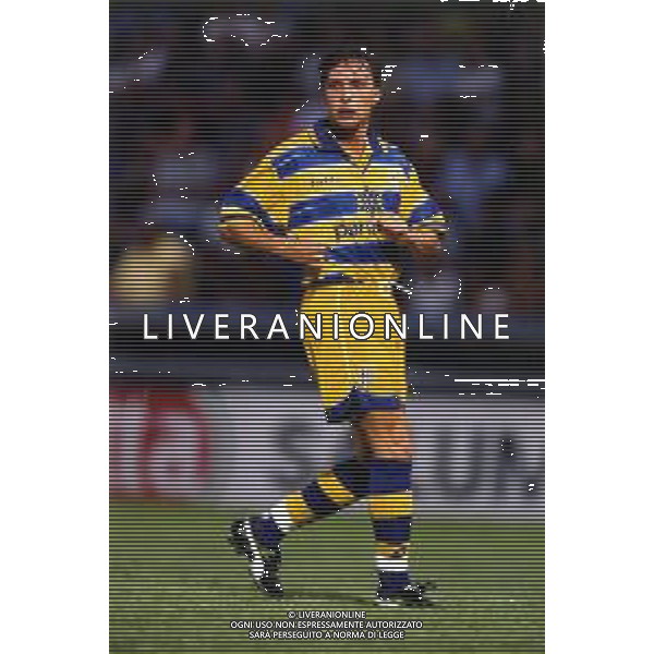 ST-RETROSPETTIVA ENRICO CHIESA CALCIATORE NELLA FOTO ENRICO CHIESA CON LA MAGLIA DEL PARMA CALCIO AG ALDO LIVERANI SAS