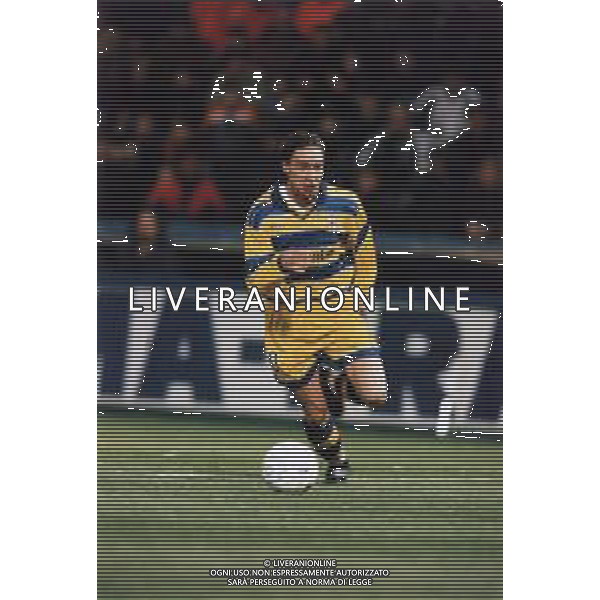 ST-RETROSPETTIVA ENRICO CHIESA CALCIATORE NELLA FOTO ENRICO CHIESA CON LA MAGLIA DEL PARMA CALCIO AG ALDO LIVERANI SAS