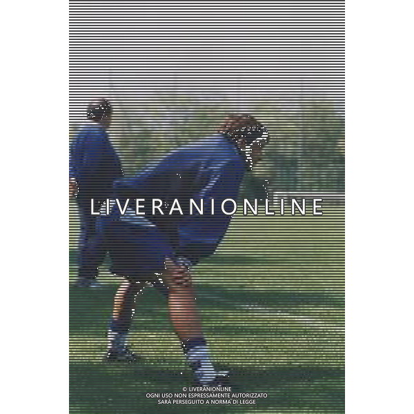 DIAP-RETROSPETTIVA ENRICO CHIESA CALCIATORE NELLA FOTO ENRICO CHIESA CON LA MAGLIA DELLA NAZIONALE ITALIANA NELL\'ANNO 1996 AG ALDO LIVERANI SAS