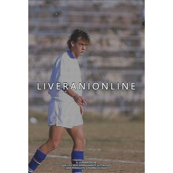 DIAP-RETROSPETTIVA EDY BAGGIO CALCIATORE NELLA FOTO EDY BAGGIO CON LA MAGLIA DELLA NAZIONALE ITALIANA UNDER 16 NELL\'ANNO 1990-1991 AG ALDO LIVERANI SAS