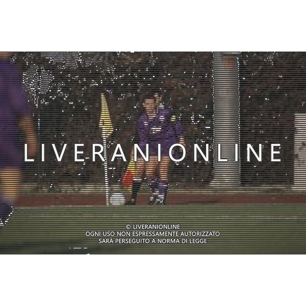 DIAP-RETROSPETTIVA EDY BAGGIO CALCIATORE NELLA FOTO EDY BAGGIO CON LA MAGLIA DELLA FIORENTINA CALCIO NELL\'ANNO 1992-93 AG ALDO LIVERANI SAS