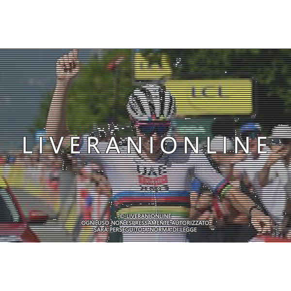 13-06-2025 Criterium Du Dauphine Libere; Tappa 06 Valserhone - Combloux; 2025, Uae Team Emirates - Xrg; Pogacar, Tadej; Combloux; ©SIROTTI - AGENZIA ALDO LIVERANI SAS