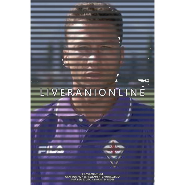 DIAP-RETROSPETTIVA SANDRO COIS CALCIATORE NELLA FOTO SANDRO COIS CON LA MAGLIA DELLA FIORENTINA CALCIO ANNO 2000-2001 AG ALDO LIVERANI SAS