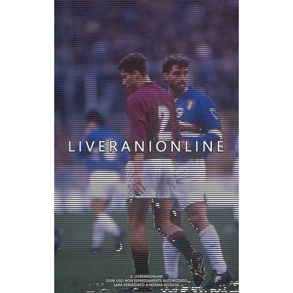 DIAP-RETROSPETTIVA SANDRO COIS CALCIATORE NELLA FOTO SANDRO COIS CON LA MAGLIA DEL TORINO CALCIO ANNO 1991-1992 AG ALDO LIVERANI SAS