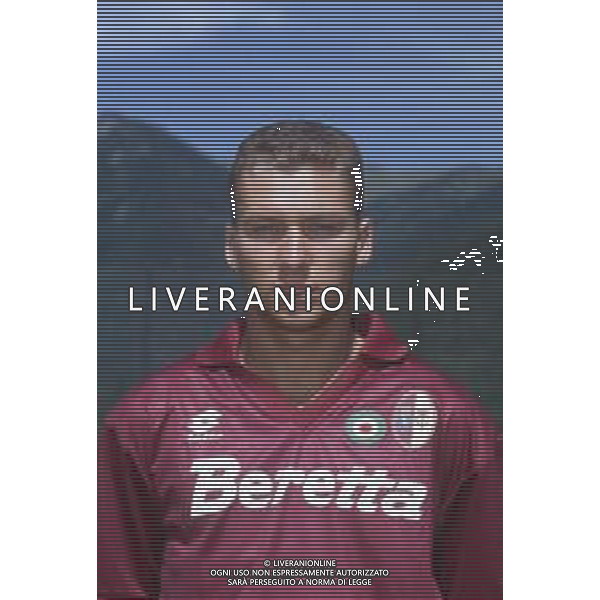 DIAP-RETROSPETTIVA SANDRO COIS CALCIATORE NELLA FOTO SANDRO COIS CON LA MAGLIA DEL TORINO CALCIO NELL\'ANNO 1993-94 AG ALDO LIVERANI SAS