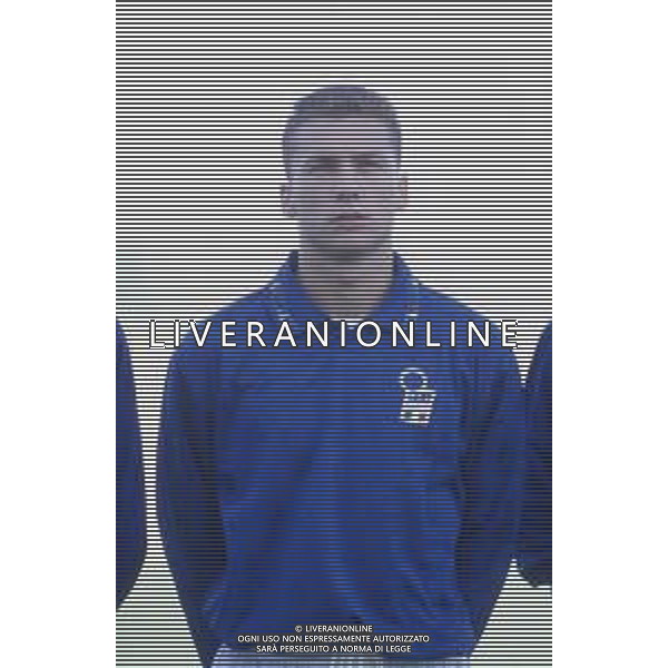 DIAP-RETROSPETTIVA SANDRO COIS CALCIATORE NELLA FOTO SANDRO COIS CON LA MAGLIA DEL TORINO CALCIO ANNO 1992-1993 AG ALDO LIVERANI SAS 