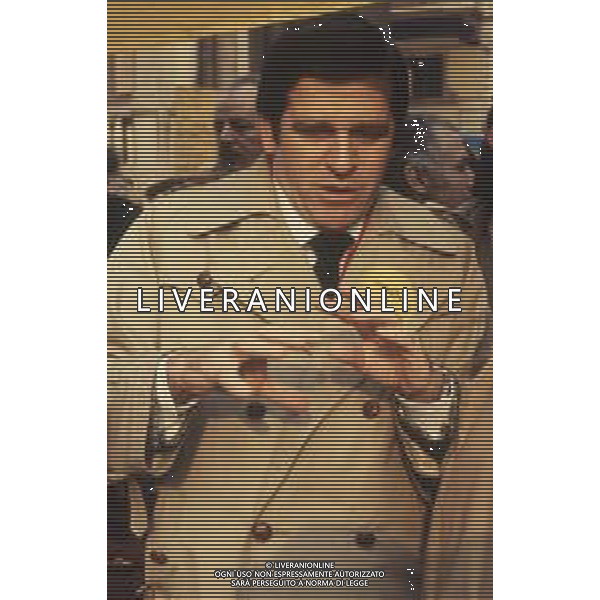 DIAP-RETROSPETTIVA GIORGIOO BENVENUTO POLITICO NELLA FOTO GIORGIO BENVENUTO A MILANO NELL\'ANNO 1981 AG ALDO LIVERANI SAS