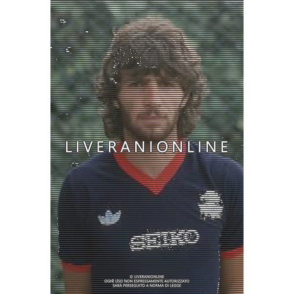 DIAP-RETROSPETTIVA MARIO FACCENDA CALCIATORE NELLA FOTO MARIO FACCENDA CON LA MAGLIA DEL GENOA CALCIO AG ALDO LIVERANI SAS