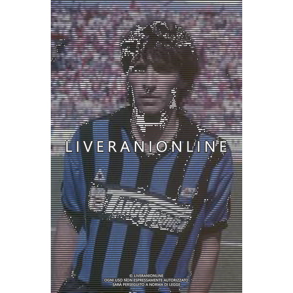 DIAP-RETROSPETTIVA MARIO FACCENDA CALCIATORE NELLA FOTO MARIO FACCENDA CON LA MAGLIA DEL PISA CALCIO AG ALDO LIVERANI SAS