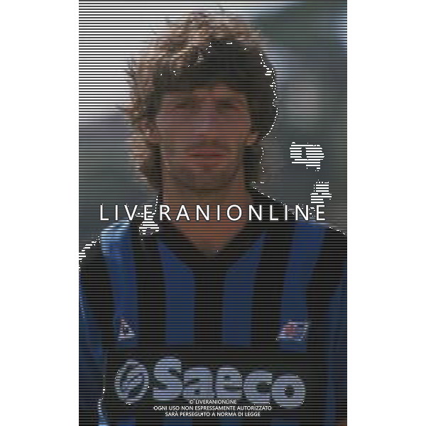 DIAP-RETROSPETTIVA MARIO FACCENDA CALCIATORE NELLA FOTO MARIO FACCENDA CON LA MAGLIA DEL PISA CALCIO AG ALDO LIVERANI SAS