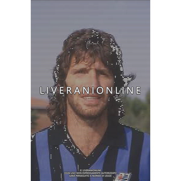 DIAP-RETROSPETTIVA MARIO FACCENDA CALCIATORE NELLA FOTO MARIO FACCENDA CON LA MAGLIA DEL PISA CALCIO AG ALDO LIVERANI SAS