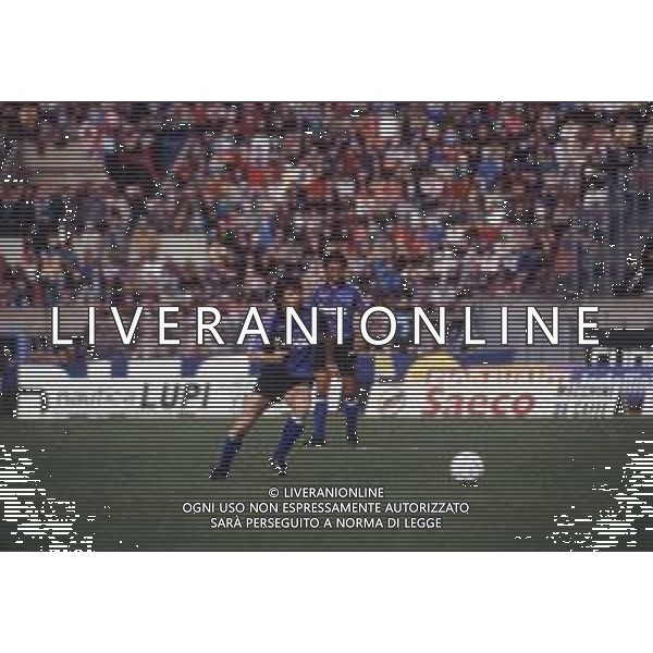 DIAP-RETROSPETTIVA MARIO FACCENDA CALCIATORE NELLA FOTO MARIO FACCENDA CON LA MAGLIA DEL PISA CALCIO AG ALDO LIVERANI SAS
