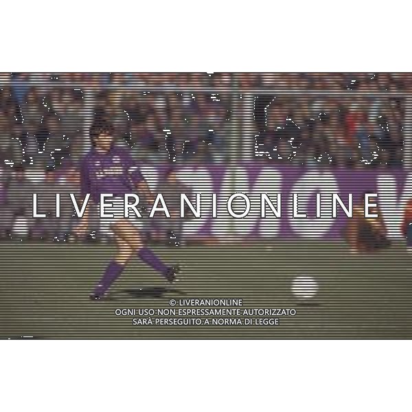 DIAP-RETROSPETTIVA MARIO FACCENDA CALCIATORE NELLA FOTO MARIO FACCENDA CON LA MAGLIA DELLA FIORENTINA CALCIO AG ALDO LIVERANI SAS
