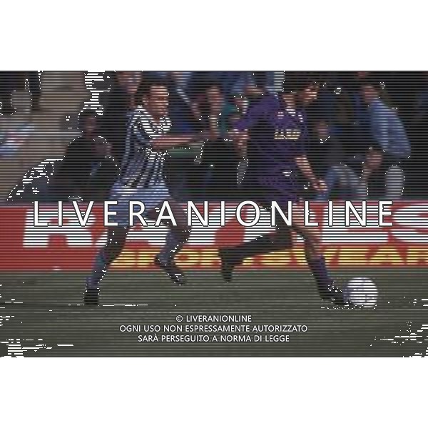 DIAP-RETROSPETTIVA MARIO FACCENDA CALCIATORE NELLA FOTO MARIO FACCENDA CON LA MAGLIA DELLA FIORENTINA CALCIO AG ALDO LIVERANI SAS