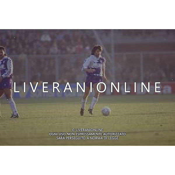 DIAP-RETROSPETTIVA MARIO FACCENDA CALCIATORE NELLA FOTO MARIO FACCENDA CON LA MAGLIA DELLA FIORENTINA CALCIO AG ALDO LIVERANI SAS