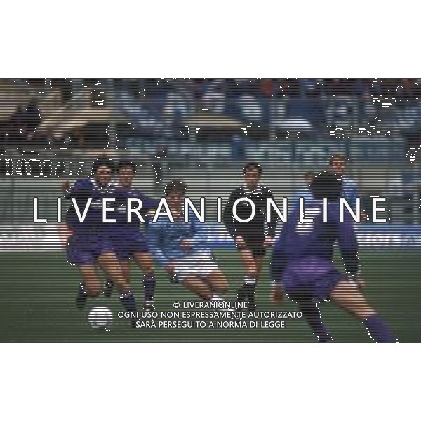 DIAP-RETROSPETTIVA MARIO FACCENDA CALCIATORE NELLA FOTO MARIO FACCENDA CON LA MAGLIA DELLA FIORENTINA CALCIO AG ALDO LIVERANI SAS