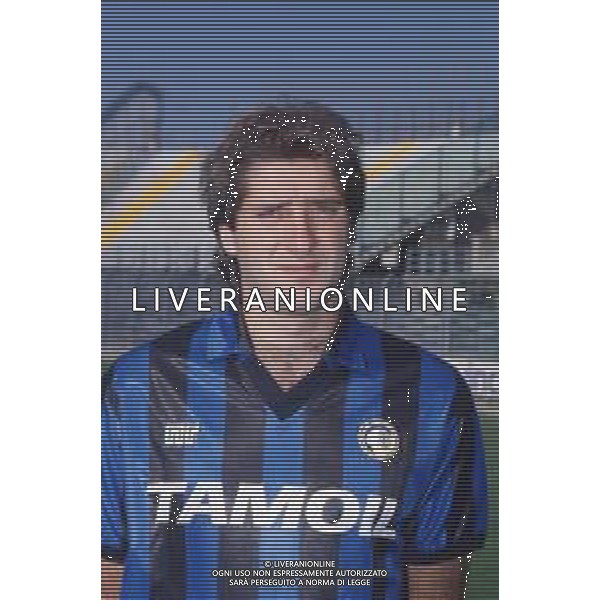 DIAP-RETROSPETTIVA TEBALDO BIGLIARDI CALCIATORE NELLA FOO TEBALDO BIGLIARDI CON LA MAGLIA DELL\'ATALANTA CALCIO NELL\'ANNO 1990-1991 AG ALDO LIVERANI SAS