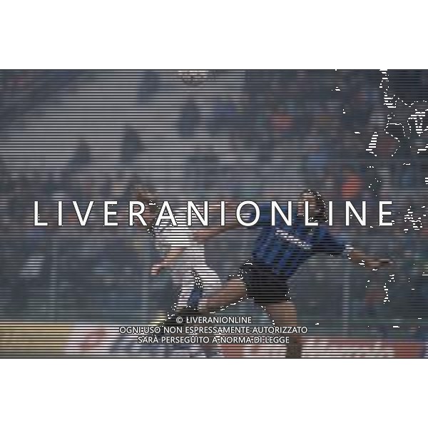 DIAP-RETROSPETTIVA TEBALDO BIGLIARDI CALCIATORE NELLA FOO TEBALDO BIGLIARDI CON LA MAGLIA DELL\'ATALANTA CALCIO NELL\'ANNO 1991-1992 AG ALDO LIVERANI SAS