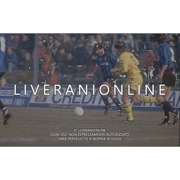 DIAP-RETROSPETTIVA TEBALDO BIGLIARDI CALCIATORE NELLA FOO TEBALDO BIGLIARDI CON LA MAGLIA DELL\'ATALANTA CALCIO NELL\'ANNO 1991-1992 AG ALDO LIVERANI SAS