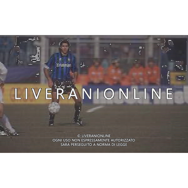 DIAP-RETROSPETTIVA TEBALDO BIGLIARDI CALCIATORE NELLA FOO TEBALDO BIGLIARDI CON LA MAGLIA DELL\'ATALANTA CALCIO NELL\'ANNO 1991-1992 AG ALDO LIVERANI SAS