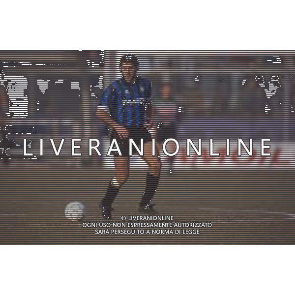 DIAP-RETROSPETTIVA TEBALDO BIGLIARDI CALCIATORE NELLA FOO TEBALDO BIGLIARDI CON LA MAGLIA DELL\'ATALANTA CALCIO NELL\'ANNO 1991-1992 AG ALDO LIVERANI SAS