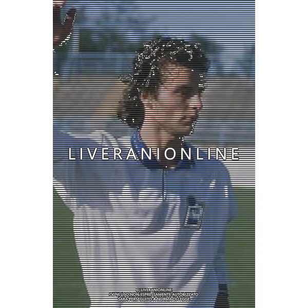 DIAP-RETROSPETTIVA FRANCESCO COLONNESE CALCIATORE NELLA FOTO FRANCESCO COLONNESE CON LA MAGLIA DELLA NAZIONALE ITALIANA NELL\'ANNO 1992-1993 AG ALDO LIVERANI SAS