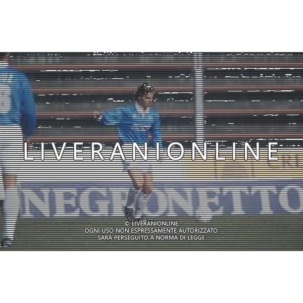 DIAP-RETROSPETTIVA FRANCESCO COLONNESE CALCIATORE NELLA FOTO FRANCESCO COLONNESE CON LA MAGLIA DEL NAPOLI CALCIO NELL\'ANNO 1995-96 AG ALDO LIVERANI SAS