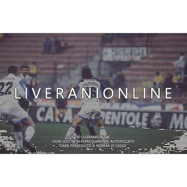 DIAP-RETROSPETTIVA FRANCESCO COLONNESE CALCIATORE NELLA FOTO FRANCESCO COLONNESE CON LA MAGLIA DEL NAPOLI CALCIO NELL\'ANNO 1995-96 AG ALDO LIVERANI SAS