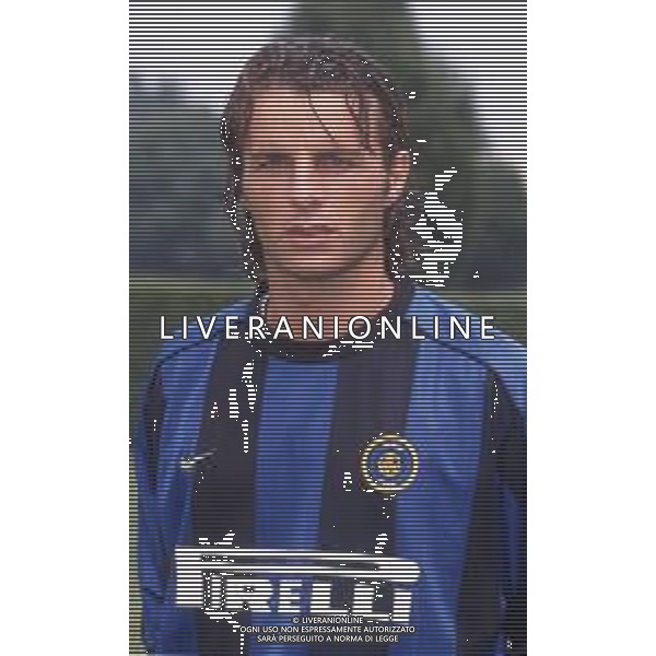DIAP-RETROSPETTIVA FRANCESCO COLONNESE CALCIATORE NELLA FOTO FRANCESCO COLONNESE CON LA MAGLIA DELL\'INTER NELL\'ANNO 1997-98 AG ALDO LIVERANI SAS