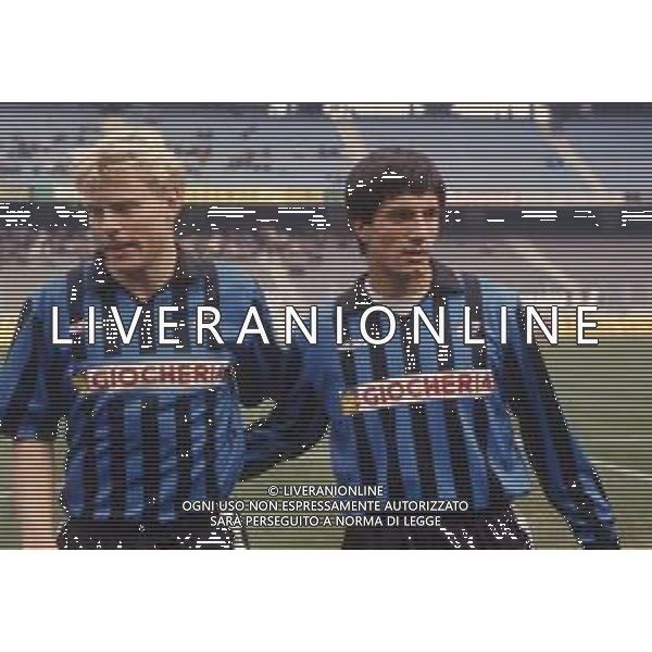 DIAP-RETROSPETTIVA ANTONIO CHAMOT CALCIATORE NELLA FOTO JOSE\' ANTONIO CHAMOT CON LA MAGLIA DEL PISA CALCIO NELL\'ANNO 1990-91 CON HENRIK LARSSEN AG ALDO LIVERANI SAS