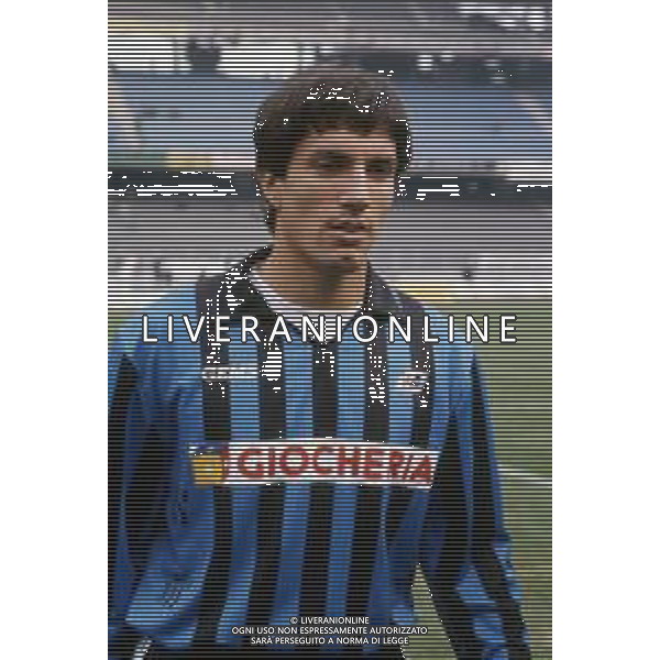 DIAP-RETROSPETTIVA ANTONIO CHAMOT CALCIATORE NELLA FOTO JOSE\' ANTONIO CHAMOT CON LA MAGLIA DEL PISA CALCIO NELL\'ANNO 1990-91 AG ALDO LIVERANI SAS