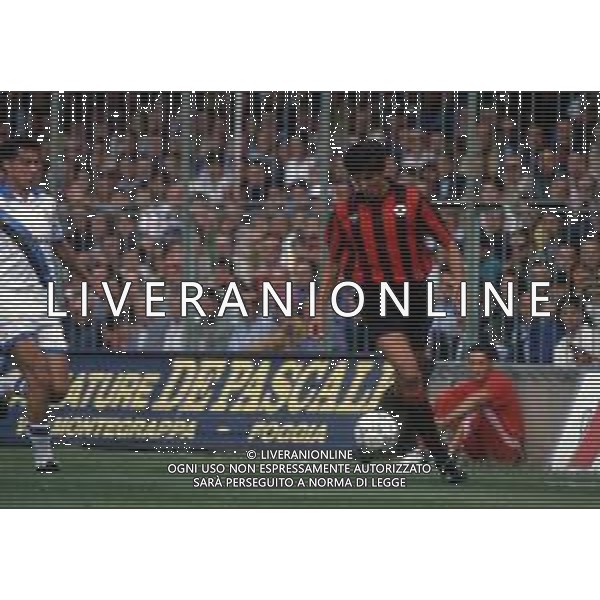 DIAP-RETROSPETTIVA ANTONIO CHAMOT CALCIATORE NELLA FOTO JOSE\' ANTONIO CHAMOT CON LA MAGLIA DEL FOGGIA CALCIO NLL\'ANNO 1993 AG ALDO LIVERANI SAS