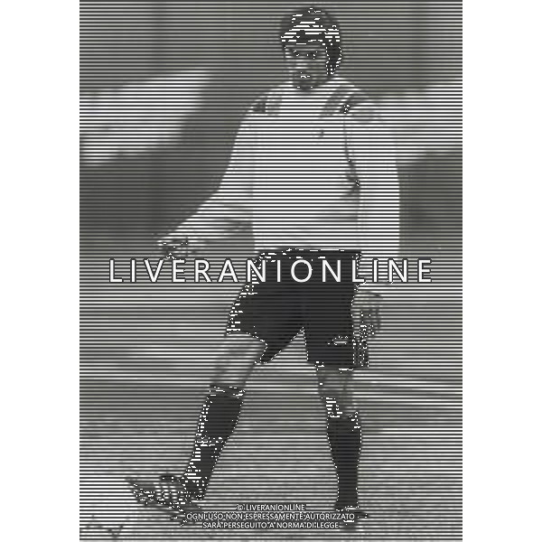 ST-RETROSPETTIVA ANTONIO CHAMOT CALCIATORE NELLA FOTO JOSE\' ANTONIO CHAMOT CON LA MAGLIA DEL FOGGIA CALCIO NLL\'ANNO 1993 AG ALDO LIVERANI SAS