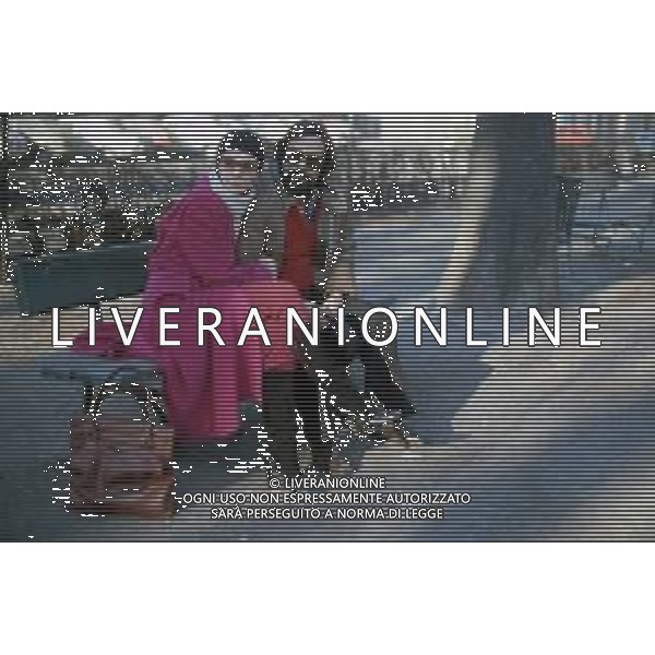 DIAP-RETROSPETTIVA MARTINE BROCHARD ATTRICE NELLA FOTO MARTINE BROCHARD CON FRANCO MOLE\' A TORINO NELL\'ANNO 1981 AG ALDO LIVERANI SAS