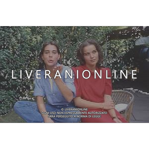 DIAP-RETROSPETTIVA FRANCESCA COMENCINI REGISTA NELLA FOTO FRANCESCA COMENCINI CON GIULIA BOSCHI A VENEZIA NELL\'ANNO 1984 AG ALDO LIVERANI SAS