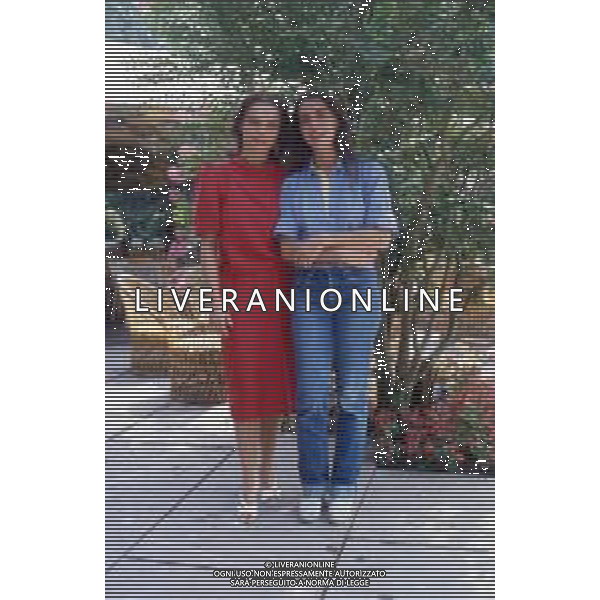 DIAP-RETROSPETTIVA FRANCESCA COMENCINI REGISTA NELLA FOTO FRANCESCA COMENCINI CON GIULIA BOSCHI A VENEZIA NELL\'ANNO 1984 AG ALDO LIVERANI SAS