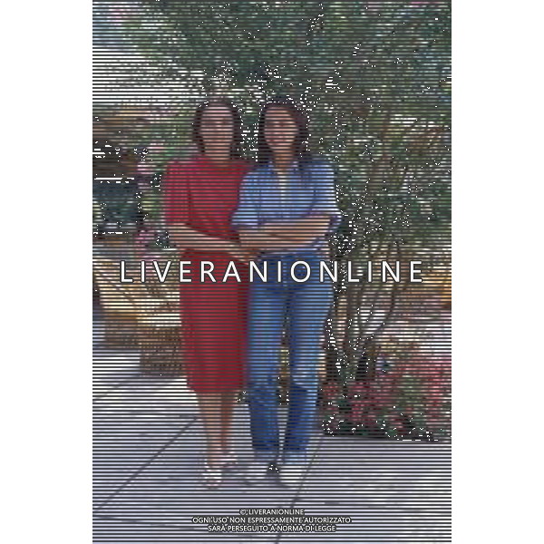 DIAP-RETROSPETTIVA FRANCESCA COMENCINI REGISTA NELLA FOTO FRANCESCA COMENCINI CON GIULIA BOSCHI A VENEZIA NELL\'ANNO 1984 AG ALDO LIVERANI SAS