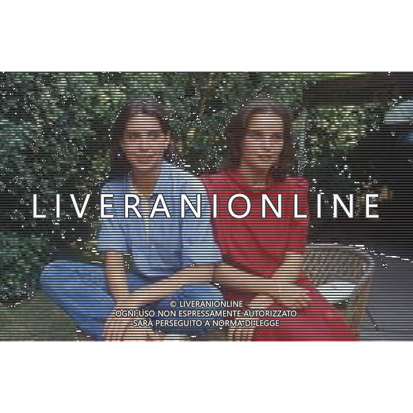 DIAP-RETROSPETTIVA FRANCESCA COMENCINI REGISTA NELLA FOTO FRANCESCA COMENCINI CON GIULIA BOSCHI A VENEZIA NELL\'ANNO 1984 AG ALDO LIVERANI SAS